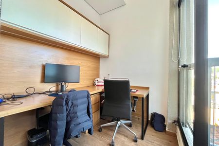Apartamento à venda com 95m², 2 quartos e 1 vagaVaranda da Suíte 1