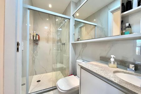 Apartamento à venda com 95m², 2 quartos e 1 vagaBanheiro da Suíte 1