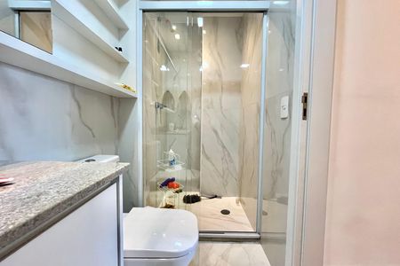 Apartamento à venda com 95m², 2 quartos e 1 vagaBanheiro da Suíte 2