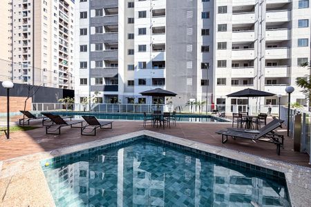 Apartamento à venda com 55m², 3 quartos e 1 vaga Apartamento à venda com 55m², 3 quartos e 1 vagaPiscina
