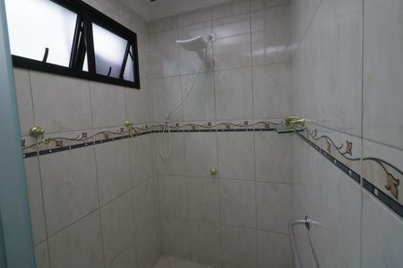 Casa para alugar com 250m², 4 quartos e 1 vagaBanheiro 2