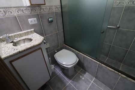 Casa para alugar com 250m², 4 quartos e 1 vagaBanheiro da Suíte 1