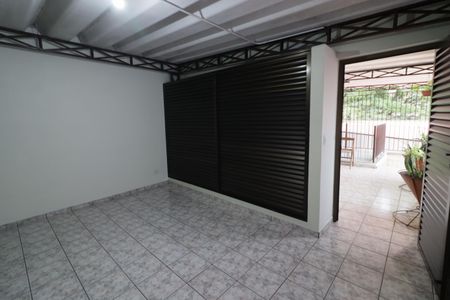 Casa para alugar com 250m², 4 quartos e 1 vagaQuarto de Serviço