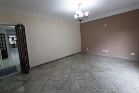 Sala de casa para alugar com 4 quartos, 250m² em Centro, Osasco