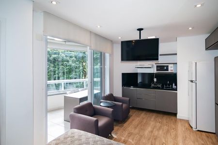 Studio à venda com 40m², 0 quarto e 1 vaga Studio à venda com 40m², 0 quarto e 1 vagaStudio