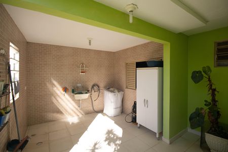 Casa à venda com 210m², 4 quartos e 2 vagasÁrea de Serviço