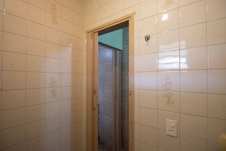 Casa à venda com 210m², 4 quartos e 2 vagasBanheiro 2 