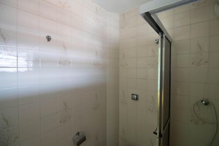Casa à venda com 210m², 4 quartos e 2 vagasBanheiro da Suíte