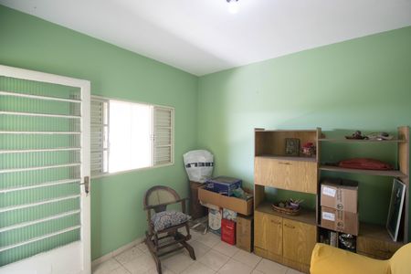 Casa à venda com 210m², 4 quartos e 2 vagasSuíte 
