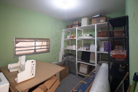 Casa à venda com 210m², 4 quartos e 2 vagasDepósito
