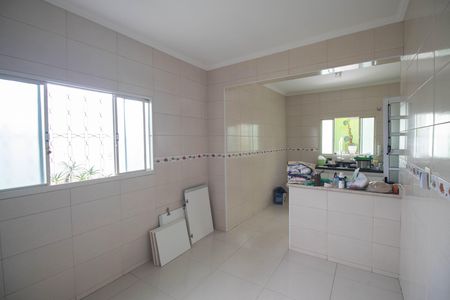 Casa à venda com 210m², 4 quartos e 2 vagasSala casa 2
