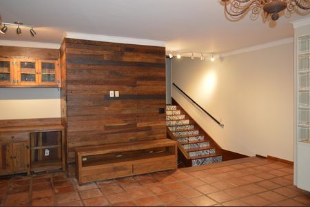 Casa de condomínio para alugar com 256m², 5 quartos e 4 vagasSala 