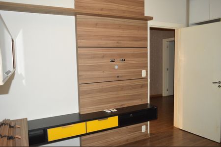 Casa de condomínio para alugar com 256m², 5 quartos e 4 vagasQuarto 1