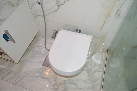 Casa de condomínio para alugar com 256m², 5 quartos e 4 vagasBanheiro da Suíte