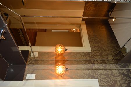 Casa de condomínio para alugar com 256m², 5 quartos e 4 vagasLavabo