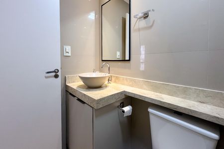 Apartamento para alugar com 56m², 2 quartos e 1 vaga Apartamento para alugar com 56m², 2 quartos e 1 vagaBanheiro Social