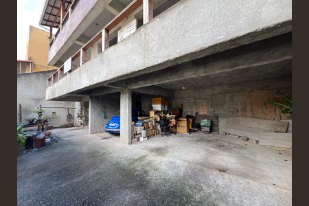 Casa à venda com 576m², 5 quartos e 3 vagas Casa à venda com 576m², 5 quartos e 3 vagasGaragem