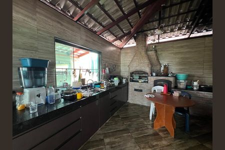 Cozinha de casa à venda com 5 quartos, 576m² em Venda Nova, Belo Horizonte
