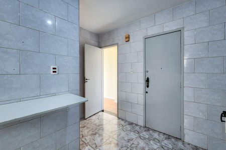 Apartamento para alugar com 89m², 3 quartos e sem vaga Apartamento para alugar com 89m², 3 quartos e sem vagaCozinha