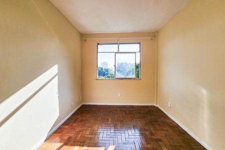 Apartamento para alugar com 89m², 3 quartos e sem vaga Apartamento para alugar com 89m², 3 quartos e sem vagaSala