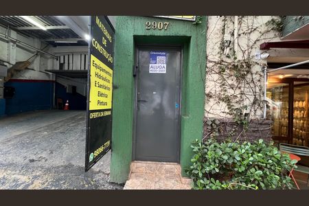 Studio para alugar com 28m², 1 quarto e sem vaga Studio para alugar com 28m², 1 quarto e sem vagaFachada