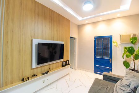 Sala de casa à venda com 3 quartos, 200m² em Centro, Niterói