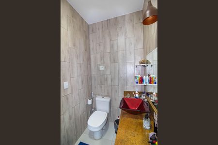 Casa à venda com 200m², 3 quartos e 1 vagaBanheiro da Suíte 1