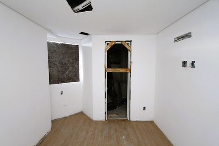 Apartamento à venda com 180m², 3 quartos e 3 vagasQuarto 2 - Suíte