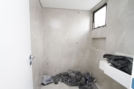 Apartamento à venda com 180m², 3 quartos e 3 vagasBanheiro da Suíte 1