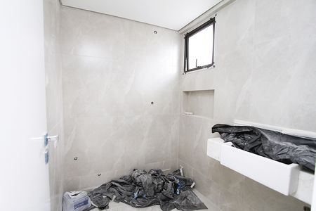 Apartamento à venda com 180m², 3 quartos e 3 vagasBanheiro da Suíte 1