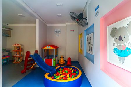 Apartamento para alugar com 35m², 2 quartos e sem vaga