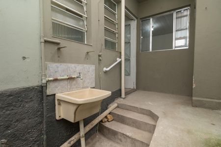 Casa para alugar com 55m², 1 quarto e 2 vagas Casa para alugar com 55m², 1 quarto e 2 vagasÁrea de Serviço - Quintal