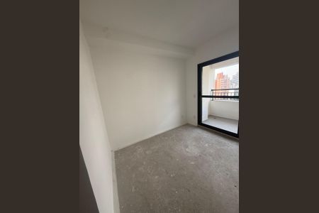 Sala/Quarto de kitnet/studio à venda com 1 quarto, 26m² em Vila Pirajussara, São Paulo