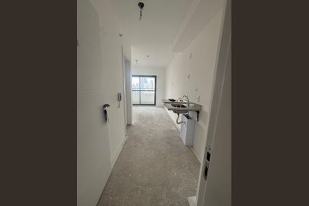 Cozinha de kitnet/studio à venda com 1 quarto, 26m² em Vila Pirajussara, São Paulo