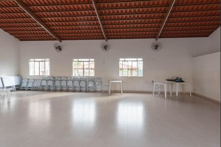 Apartamento à venda com 49m², 2 quartos e 1 vaga Apartamento à venda com 49m², 2 quartos e 1 vagaÁrea comum - Salão de festas