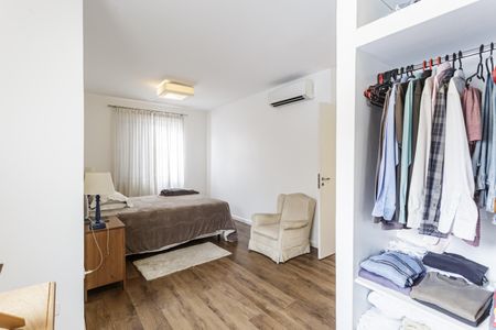 Apartamento à venda com 85m², 1 quarto e 1 vaga Apartamento à venda com 85m², 1 quarto e 1 vagaQuarto Suíte