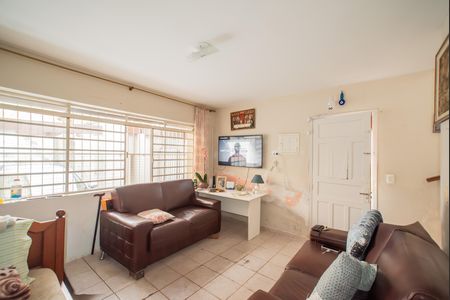 Sala de casa à venda com 4 quartos, 330m² em Vila da Saúde, São Paulo