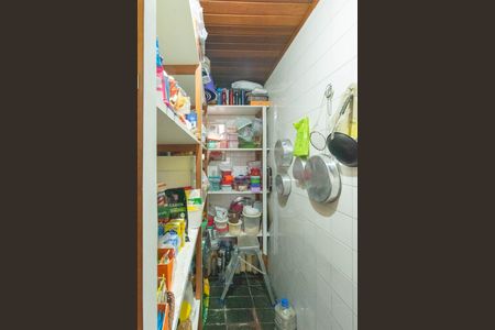 Casa à venda com 500m², 4 quartos e 3 vagasDespensa