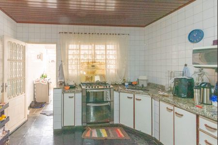 Casa à venda com 500m², 4 quartos e 3 vagasCozinha