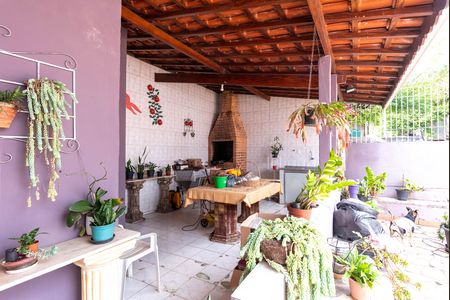 Casa à venda com 500m², 4 quartos e 3 vagasChurrasqueira