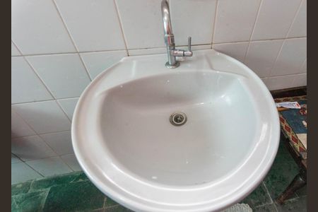 Casa à venda com 500m², 4 quartos e 3 vagasBanheiro da Suíte 2
