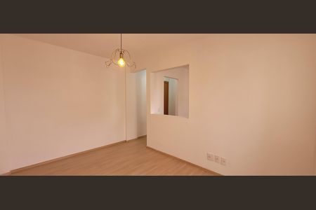 Apartamento para alugar com 102m², 2 quartos e 1 vagasala 