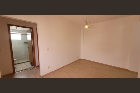 Apartamento para alugar com 102m², 2 quartos e 1 vagasala 