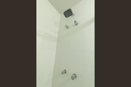 Banheiro da Suíte de apartamento à venda com 1 quarto, 43m² em Água Verde, Curitiba