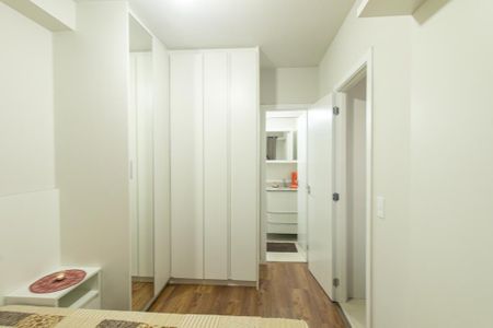 Quarto Suite de apartamento à venda com 1 quarto, 43m² em Água Verde, Curitiba