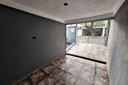 Casa para alugar com 80m², 2 quartos e 1 vaga Casa para alugar com 80m², 2 quartos e 1 vagaGaragem