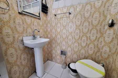 Casa para alugar com 80m², 2 quartos e 1 vaga Casa para alugar com 80m², 2 quartos e 1 vagaBanheiro