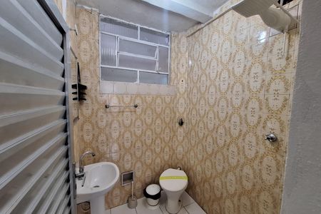 Casa para alugar com 80m², 2 quartos e 1 vaga Casa para alugar com 80m², 2 quartos e 1 vagaBanheiro