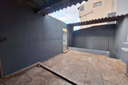 Casa para alugar com 80m², 2 quartos e 1 vaga Casa para alugar com 80m², 2 quartos e 1 vagaÁrea de Serviço