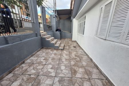 Casa para alugar com 80m², 2 quartos e 1 vaga Casa para alugar com 80m², 2 quartos e 1 vagaQuintal